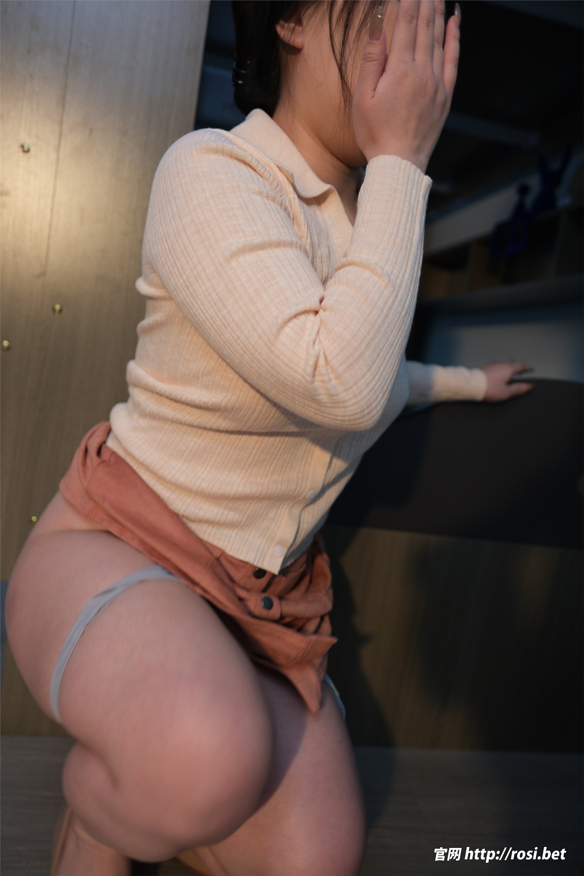 ROSI写真 2025.10.23 NO.5071